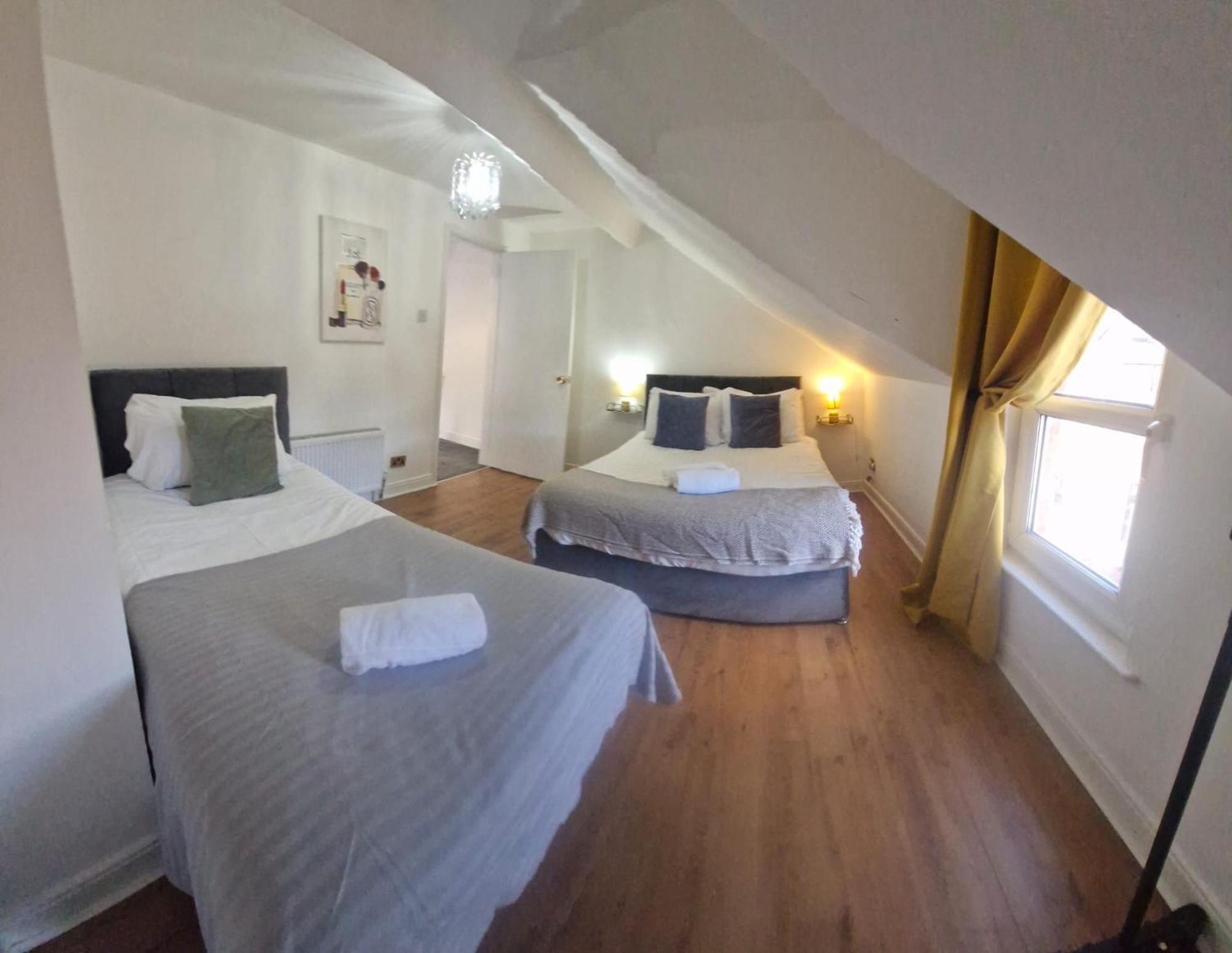 Villa 4Br House Popular Ravenhill Road Belfast Esterno foto