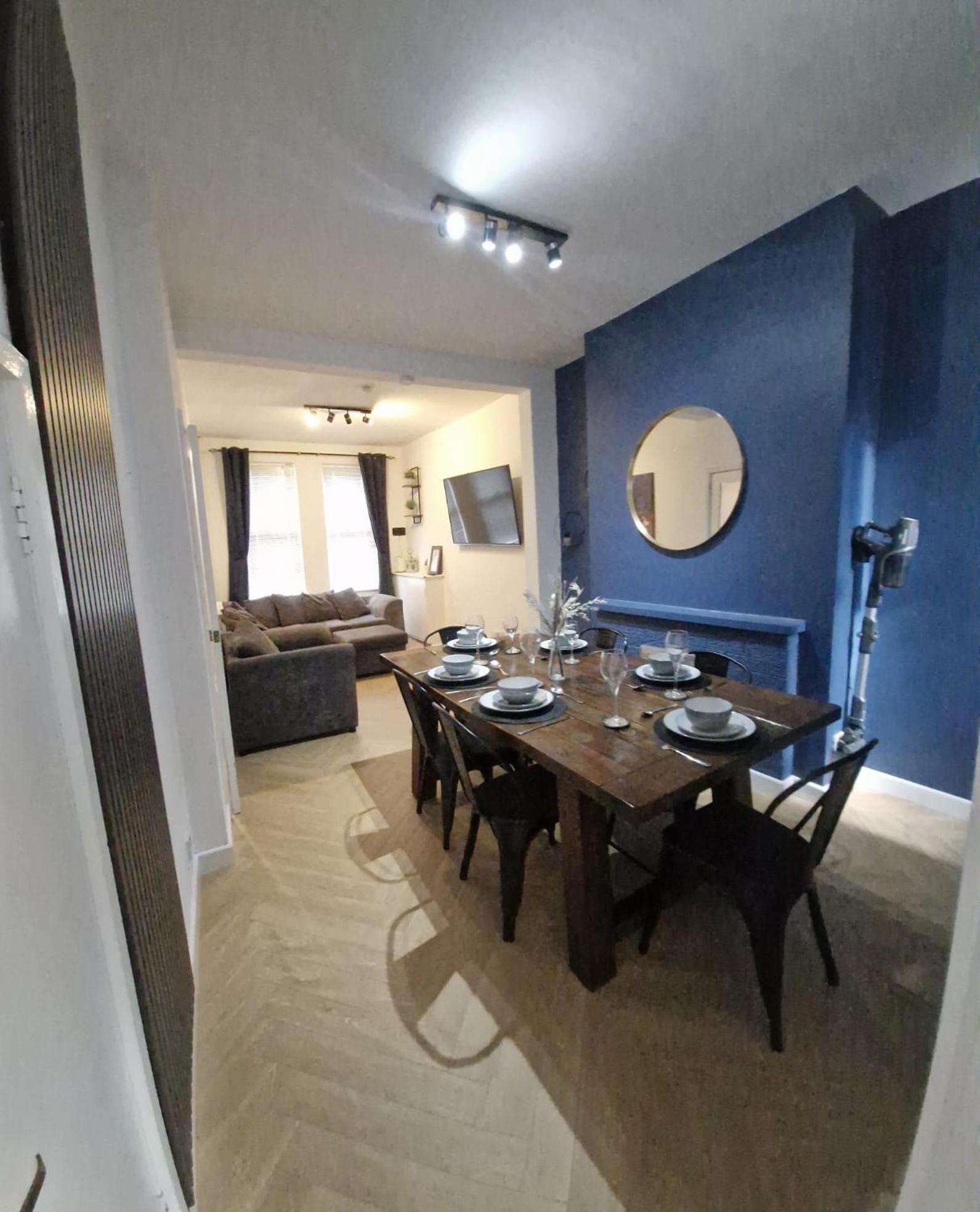 Villa 4Br House Popular Ravenhill Road Belfast Esterno foto