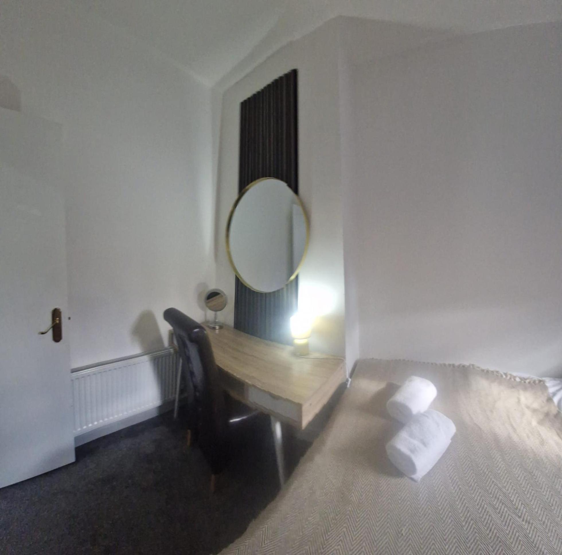 Villa 4Br House Popular Ravenhill Road Belfast Esterno foto