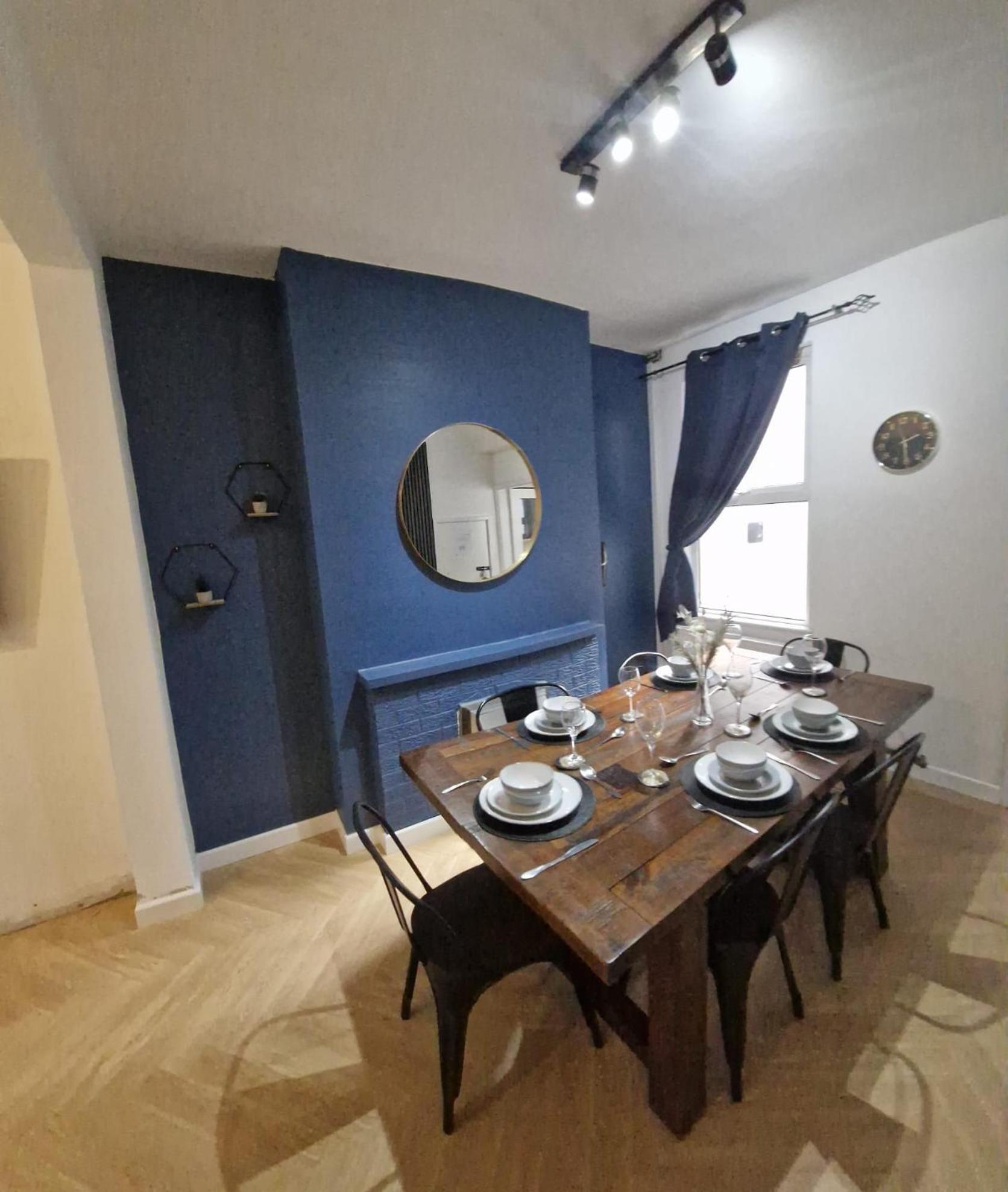 Villa 4Br House Popular Ravenhill Road Belfast Esterno foto